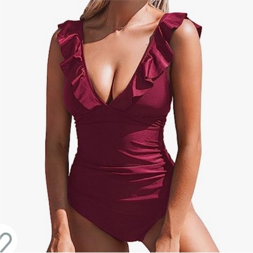 Cupshe Ruffled Swin Suit sz‎ XL